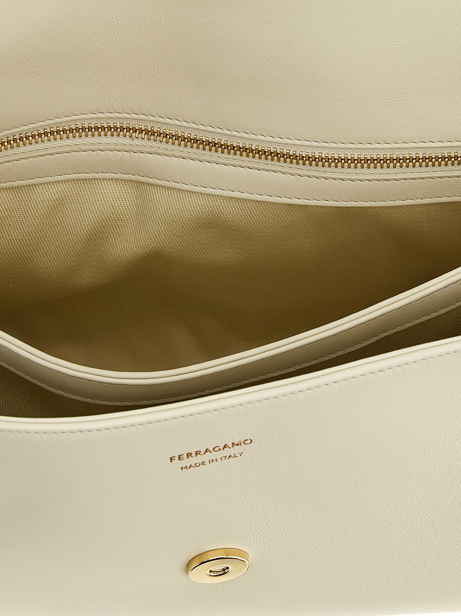 Ferragamo Th (m) Shoulder Bag
