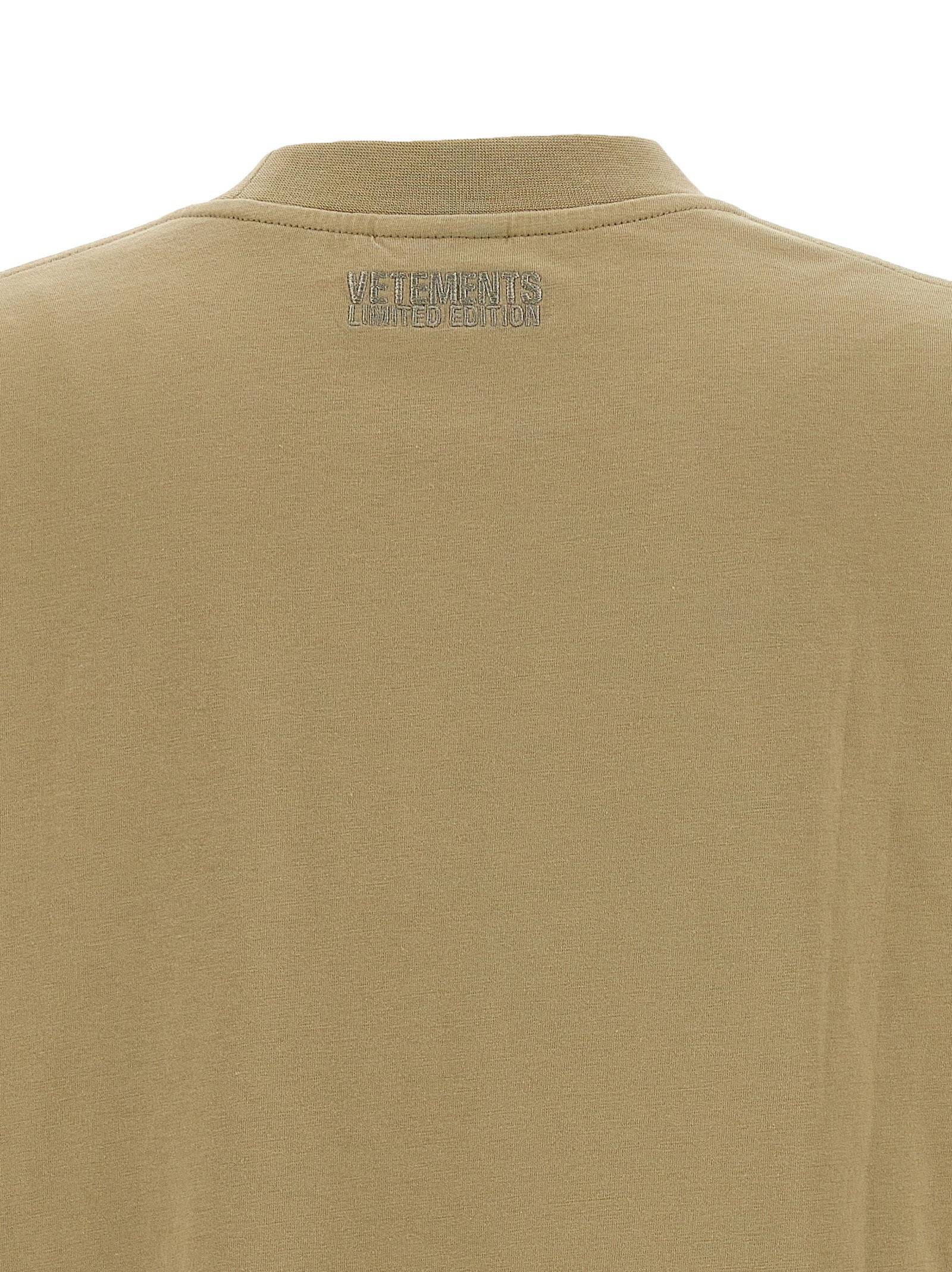 Vetements Oval Logo T-shirt